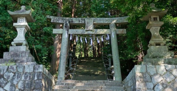 東大野八幡神社